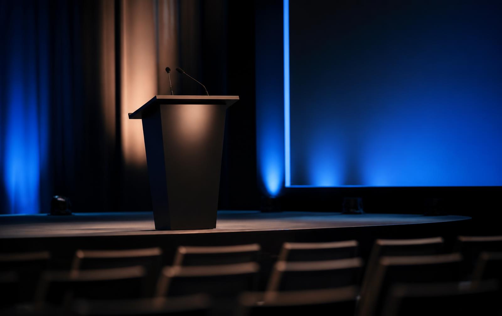 Jamie Baulch speaking at an event